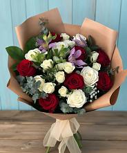 Букет цветов из:  Розы и Альстромерии #REPLACE_PRED# Юрьеве-Польском