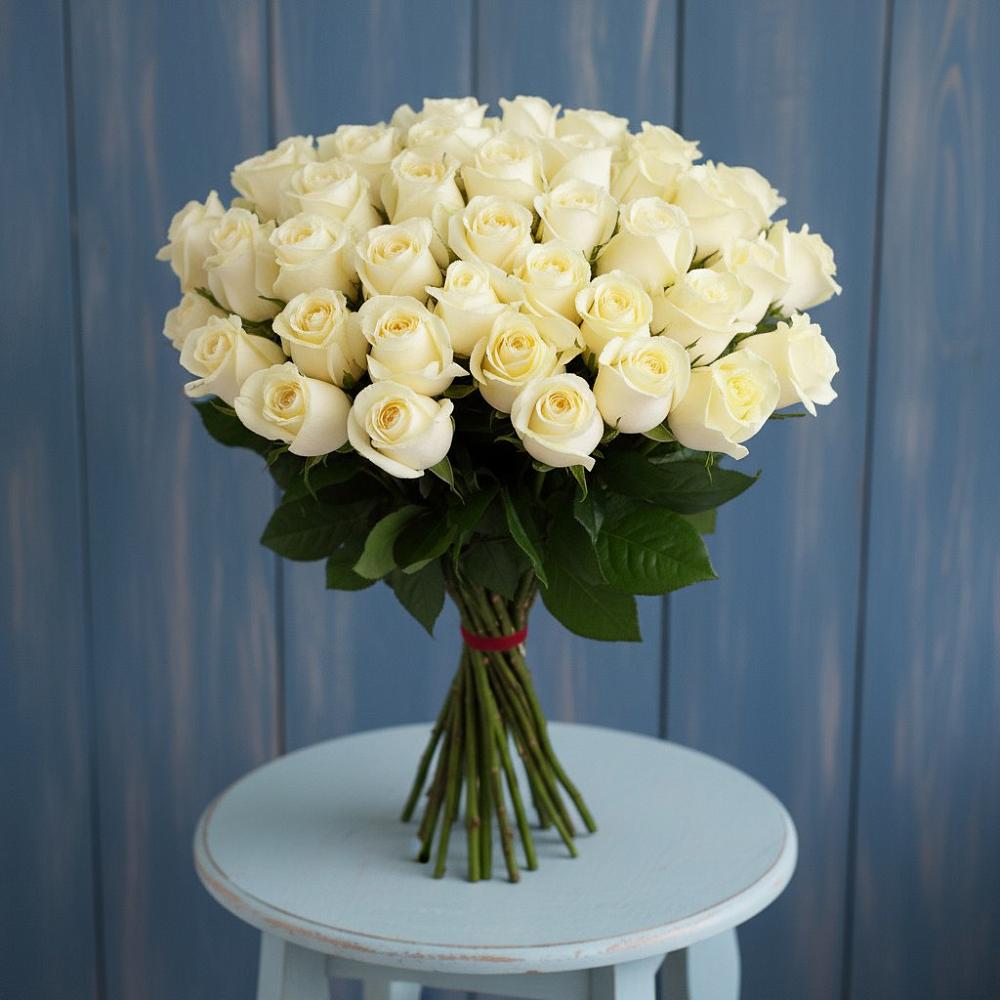 Букет 51 Белая роза Эдлесс Лав в Юрьеве-Польском