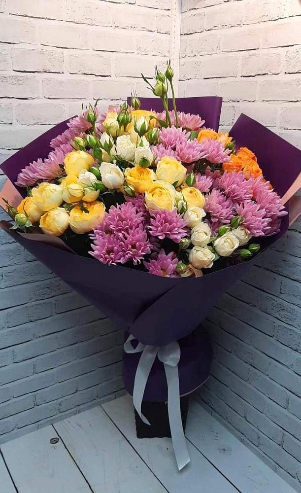 Букет цветов из: Хризантемы и Розы в Юрьеве-Польском