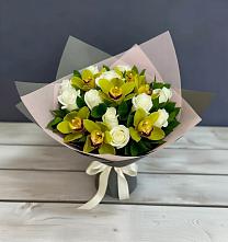 Букет цветов из:  Орхидеи и Розы в Юрьеве-Польском