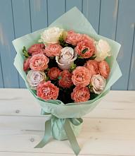 Букет цветов из:  Розы в Юрьеве-Польском