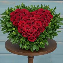 Цветочная композиция из Розы в виде сердца в Юрьеве-Польском