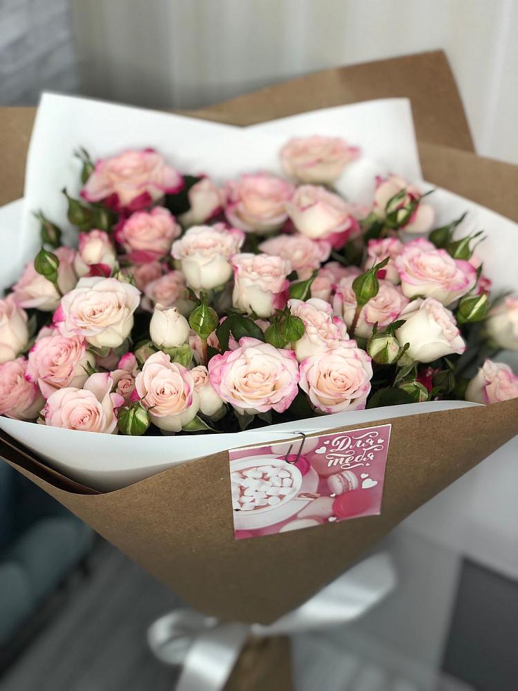 Букет цветов из: Розы в Юрьеве-Польском