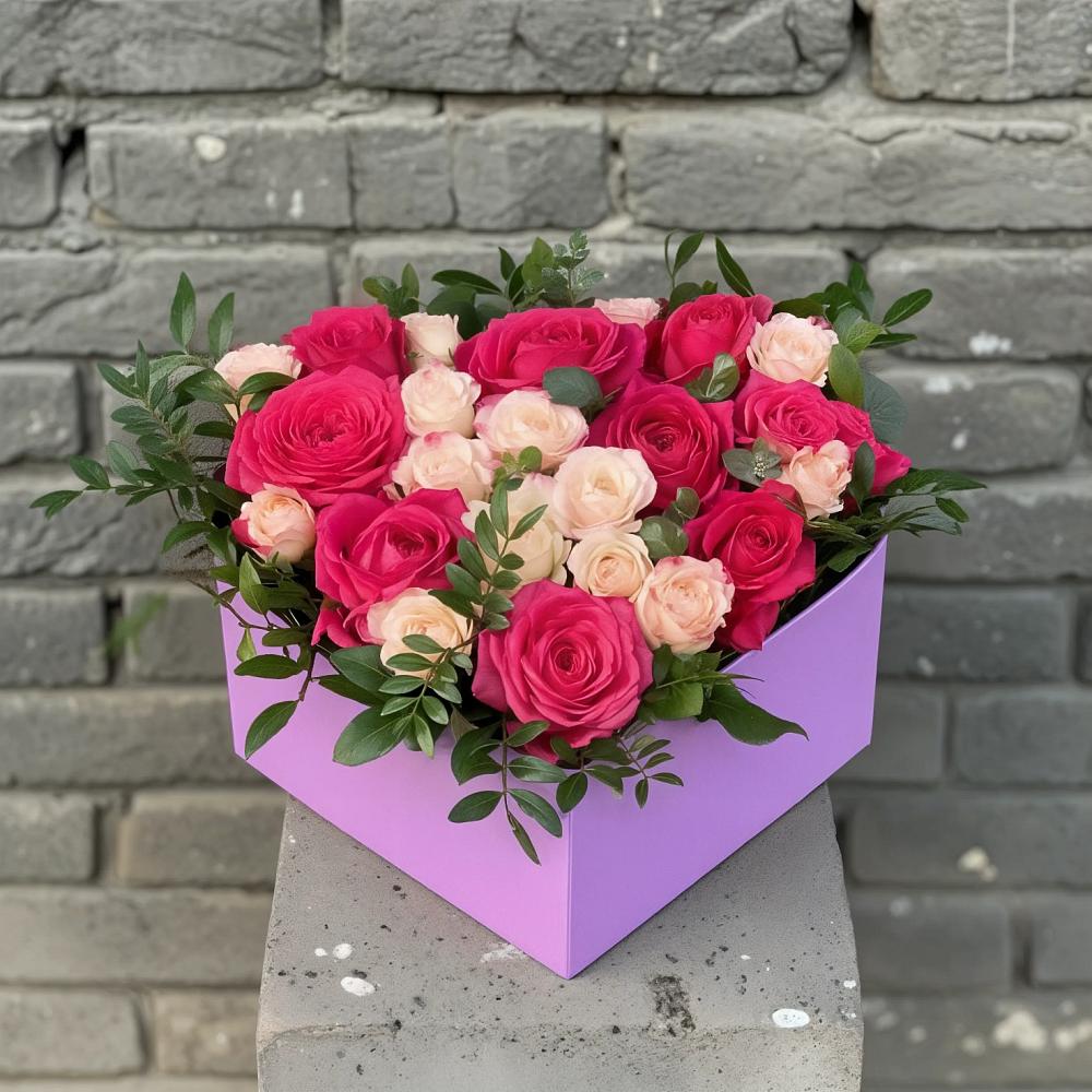 Цветочная композиция из Розы в коробке в Юрьеве-Польском