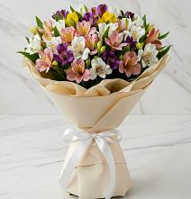 Букет цветов из:  Альстромерии в Юрьеве-Польском