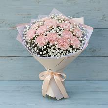 Букет цветов из:  Гвоздики в Юрьеве-Польском