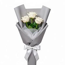 Букет 3 белые розы в Юрьеве-Польском