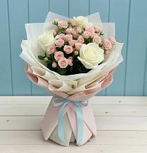 Букет цветов из:  Розы в Юрьеве-Польском