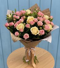 Букет цветов из:  Розы в Юрьеве-Польском