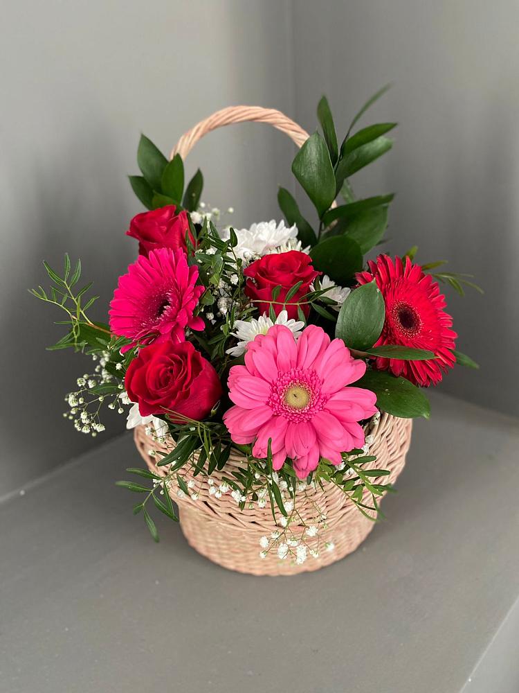Цветочная композиция из Розы, Хризантемы и Герберы в корзине в Юрьеве-Польском