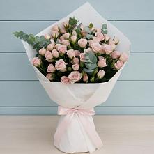 Букет цветов из:  Розы в Юрьеве-Польском