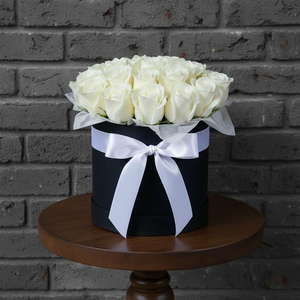 Цветочная композиция из Розы в шляпной коробке в Юрьеве-Польском