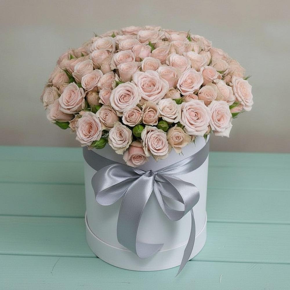 Цветочная композиция из Розы в шляпной коробке в Юрьеве-Польском