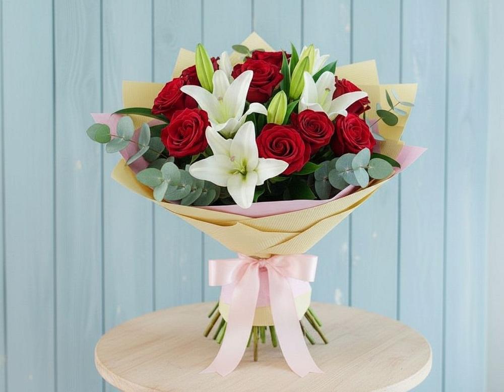 Букет цветов из: Лилии и Розы в Юрьеве-Польском